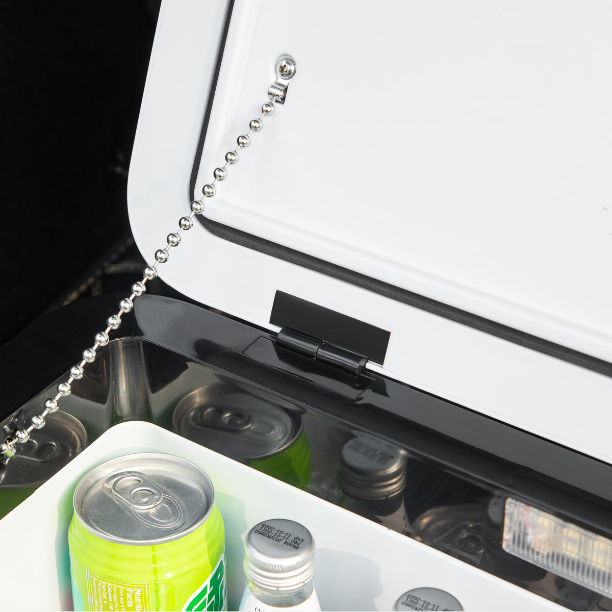 Outsunny Elektrische Tragbare Kühlbox 18L 12/24V bis -20℃ Kühlschrank und Gefrierschrank mit Kompressor für Auto mit LED-Licht und Klappgriffen Niedriger Energieverbrauch für Zuhause Camping 58,5x33,5x29,2 cm Weiß