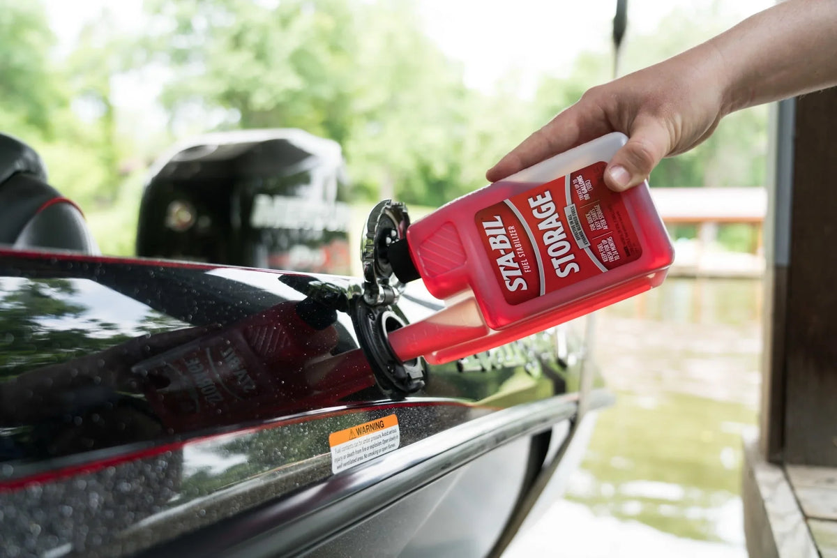 STA-BIL Storage Fuel Stabilizer - Keeps Fuel Fresh for 24 Months - Prevents Corrosion - Gasoline Treatment that Protects Fuel System - Fuel Saver - Treats 80 Gallons - 32 Fl. Oz.